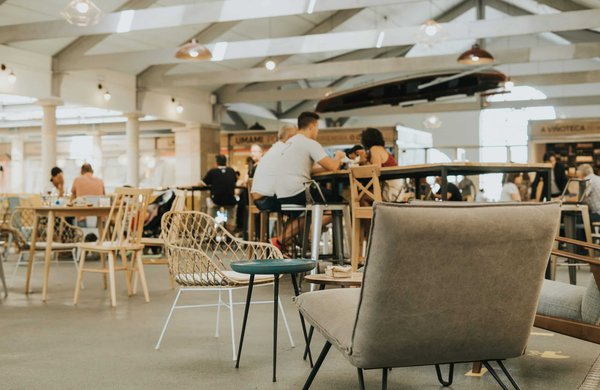 10 Astuces Pour Un Aménagement De Cafétéria D'entreprise Qui Booste La Productivité Et Le Bien-Être